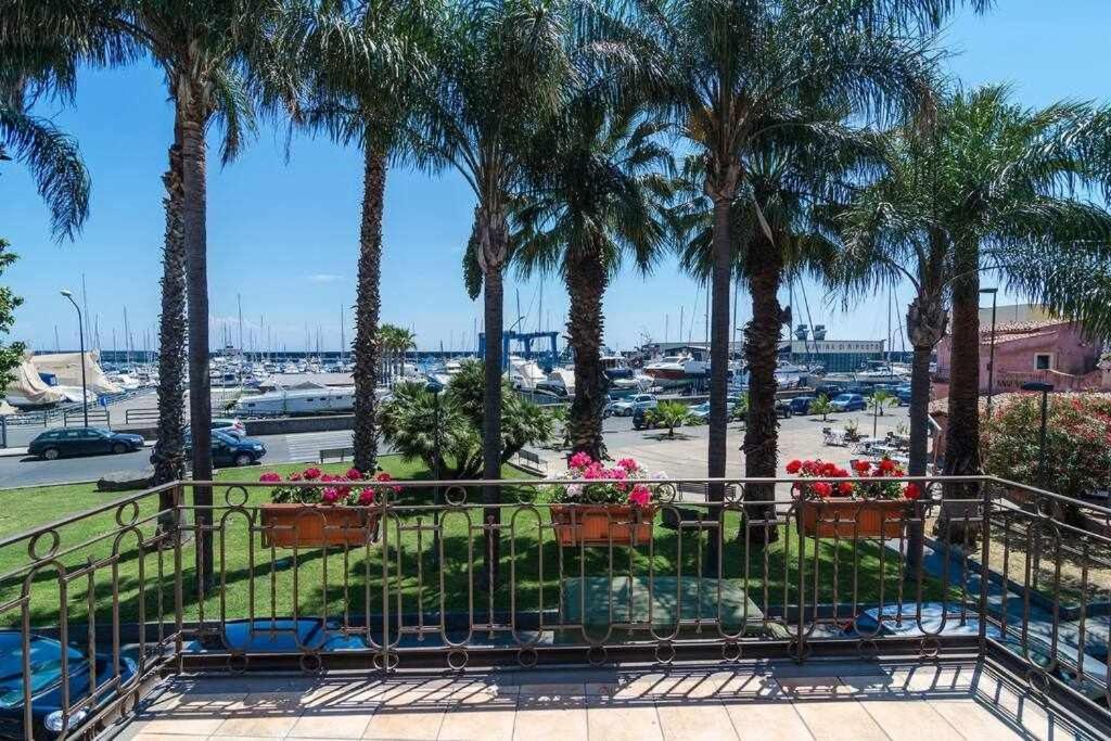 里波斯托Casa Delle Zammare Fronte Mare Centro Storico别墅 外观 照片