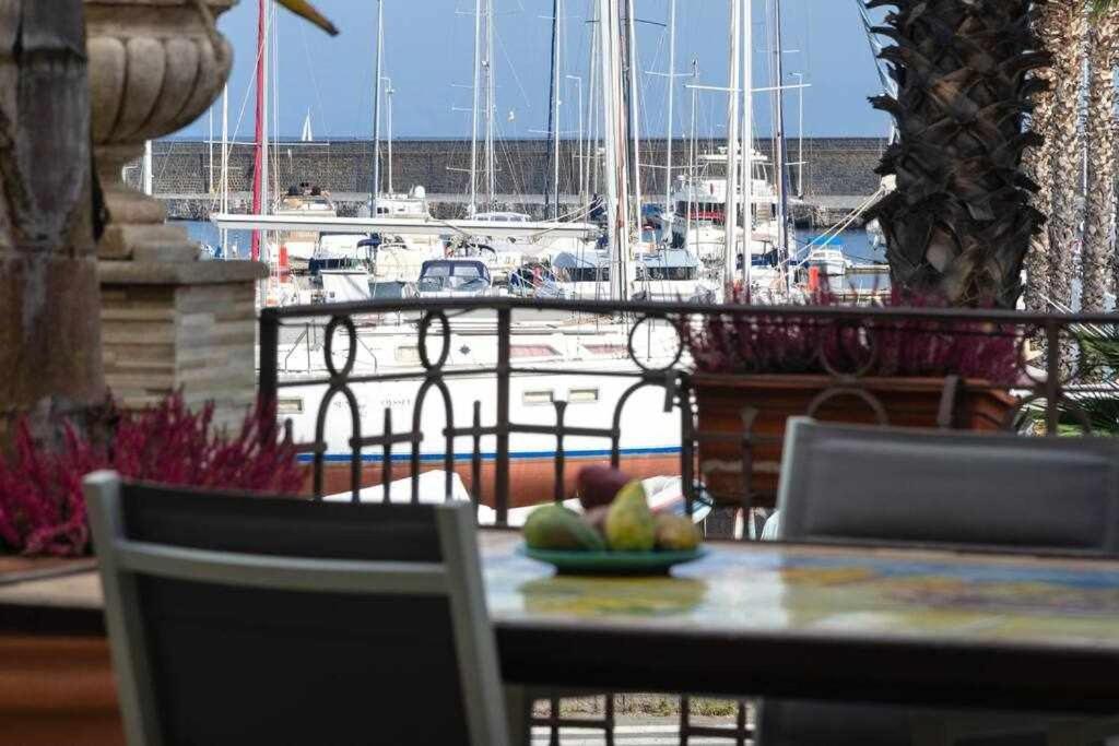 里波斯托Casa Delle Zammare Fronte Mare Centro Storico别墅 外观 照片